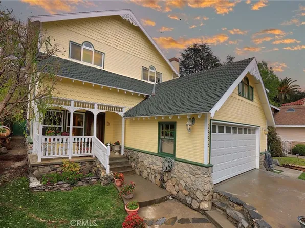 2863 Harmony Pl, La Crescenta, CA 91214