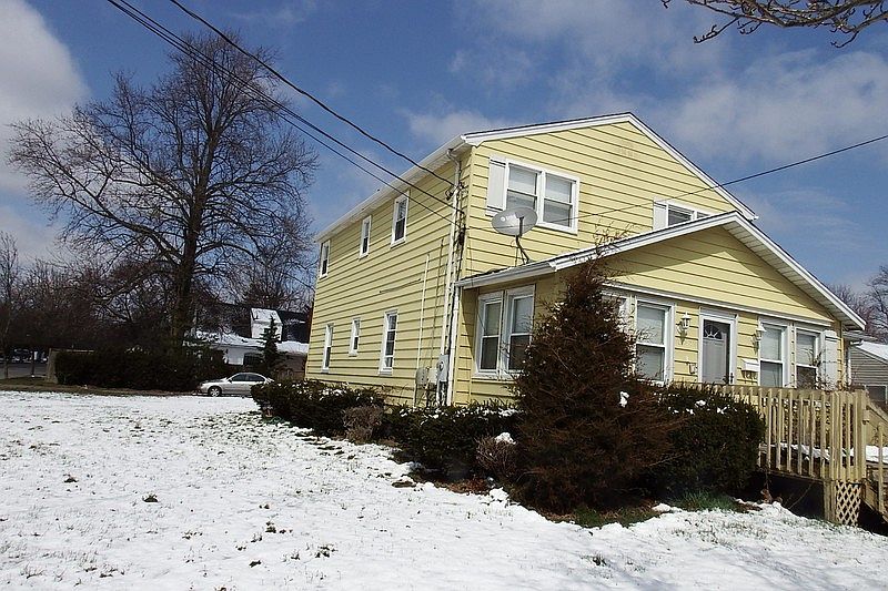 2nd image of 3497 Island Rd