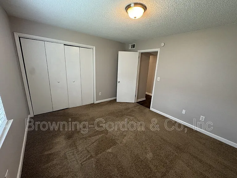 1303 Acklen Ave #103 — Photo 8