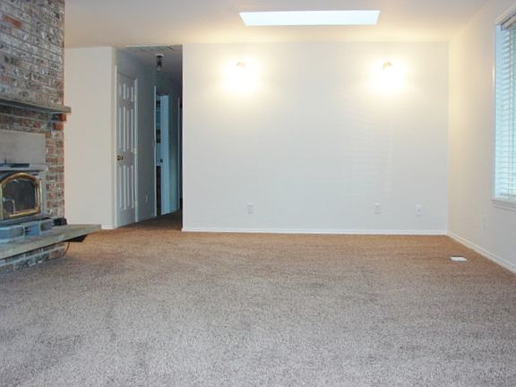 3rd image of 7417 154th Street Ct E