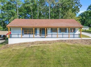 2815 Spain Dr, East Pt, GA 30344