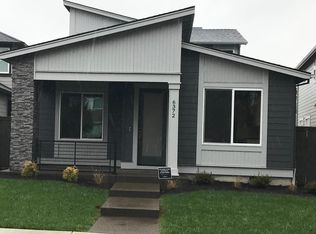 6372 SE Provence St, Hillsboro, OR