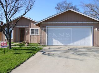 1943 S Laguna St, Tulare, CA 93274