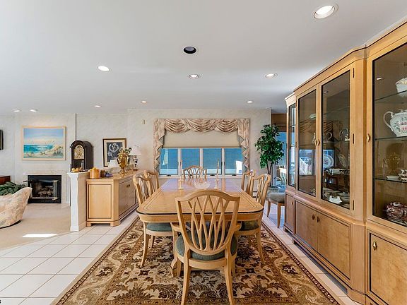 3rd image of 9 Seaside Ct