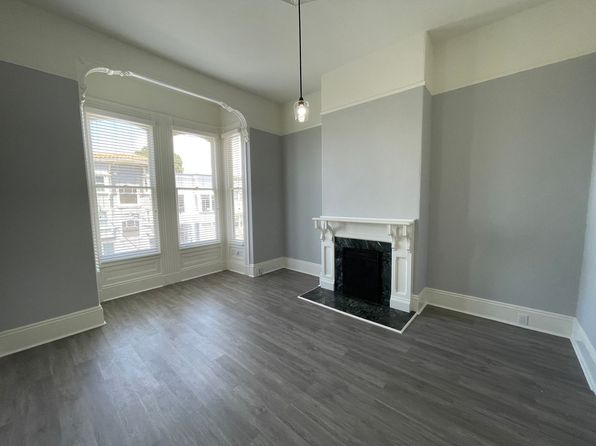 1927-1933 Greenwich St #5895R