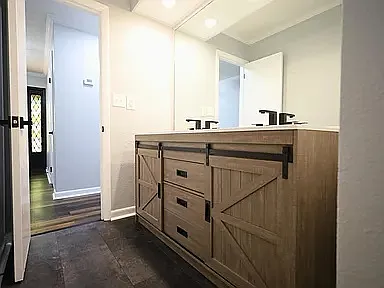 612 Circle Dr — Photo 7