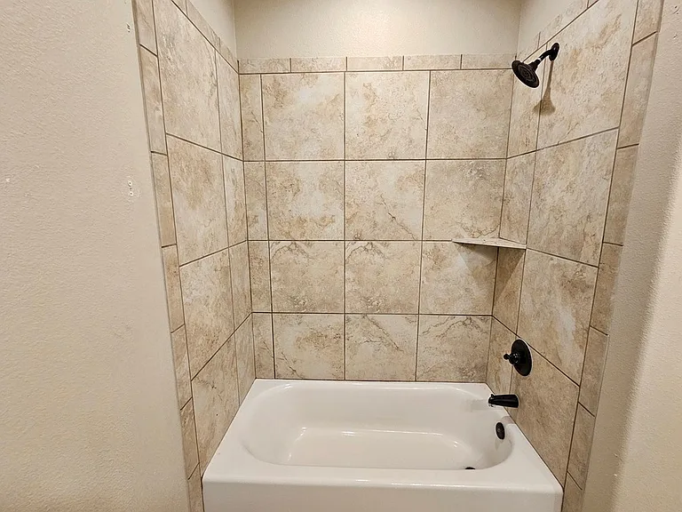 14 Devon Ct — Photo 19