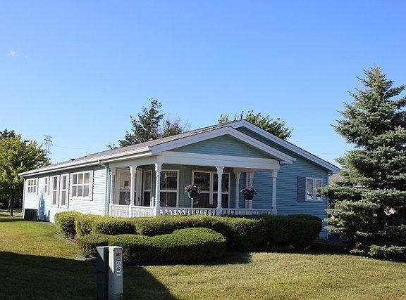 2nd image of 304 Del Mar Ln