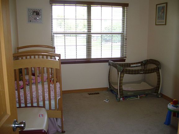 Second bedroom
