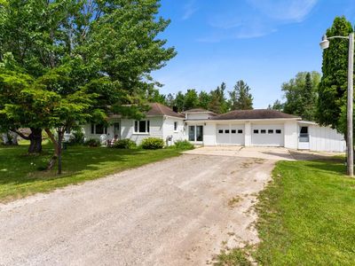 790 Indian Trail Rd, Cheboygan, MI, 49721