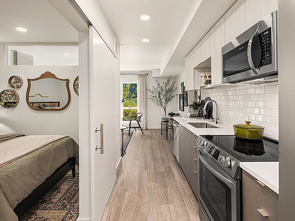 3rd image of 1100 Boylston Ave #5066320