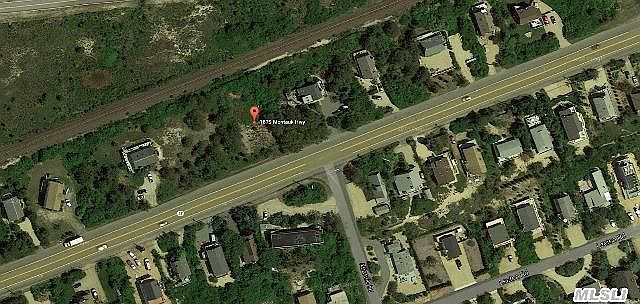 1st image of 292 W Montauk Highway