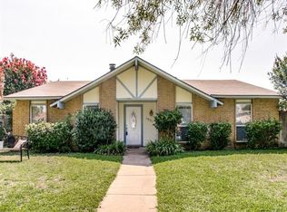 1901 Clark Trl, Grand Prairie, TX 75052
