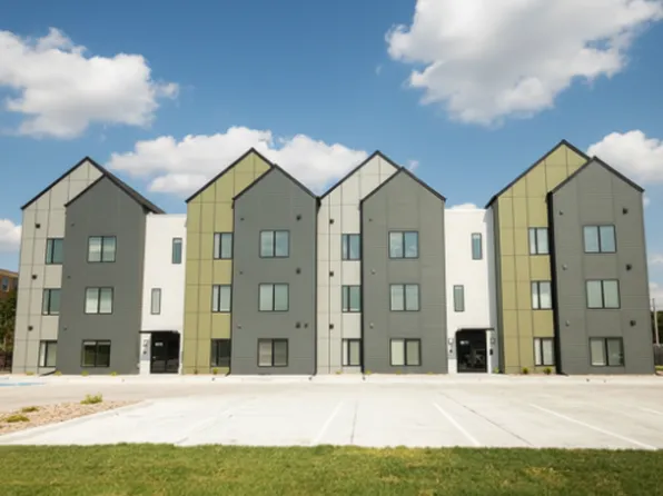 615 Carey Ave N, Grand Island, NE