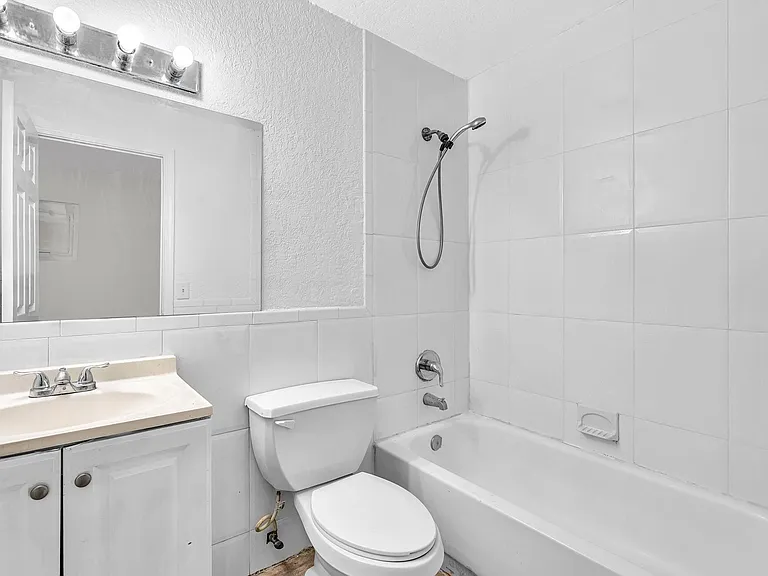 2510 Riverside Dr #2510 — Photo 32