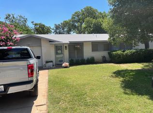308 Fleming Dr, Hurst, TX 76053