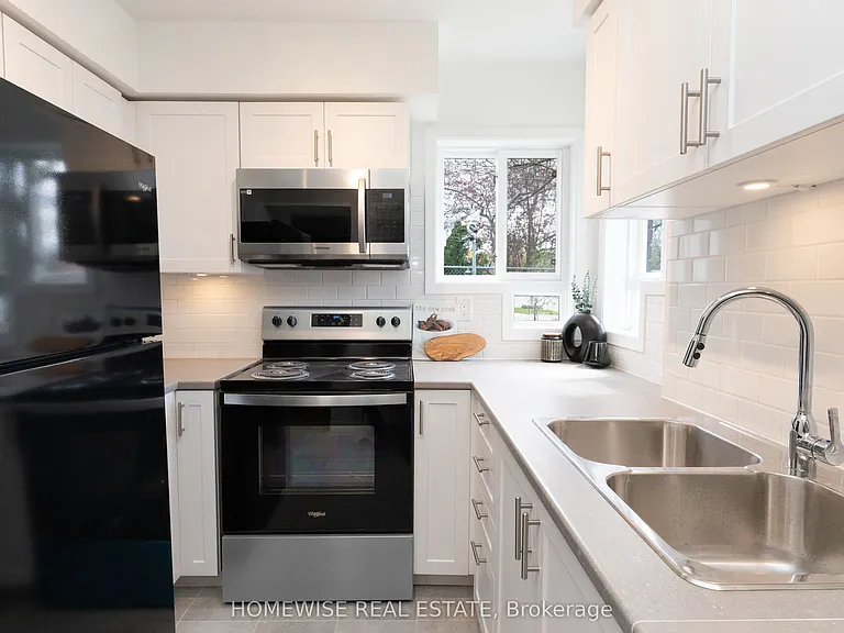 240 Ormond Dr #D8 — Photo 11