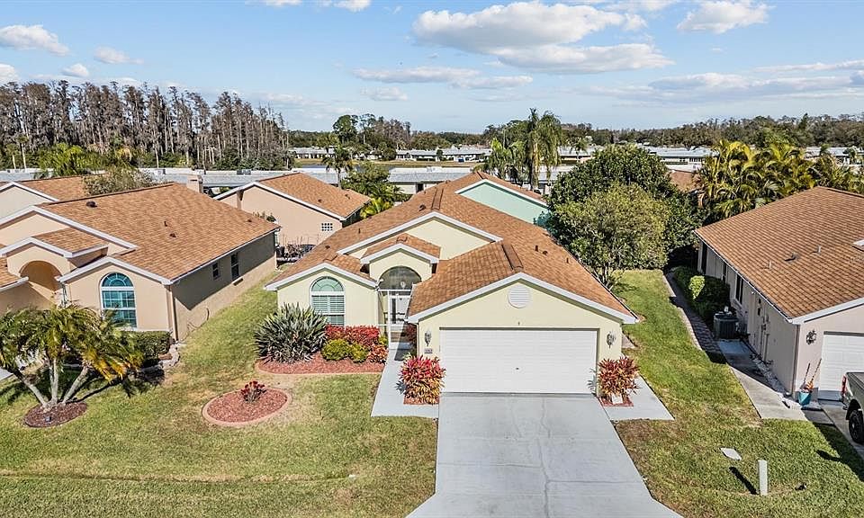 1st image of 3252 Noemi Dr