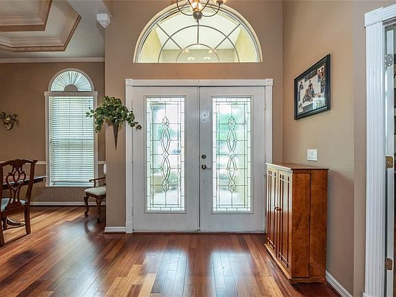 5th image of 2803 Clover Dew Ct