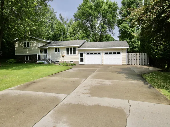 4210 Heritage Ln NE, Alexandria, MN 56308