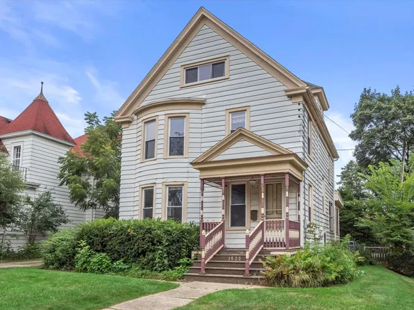 1523 North 70th STREET, Wauwatosa, WI 53213