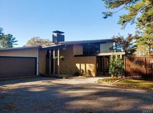 2132 Rivershore Rd, Elizabeth City, NC 27909