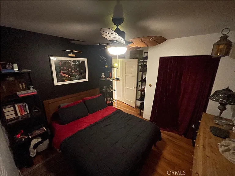 326 W Oliver St — Photo 6