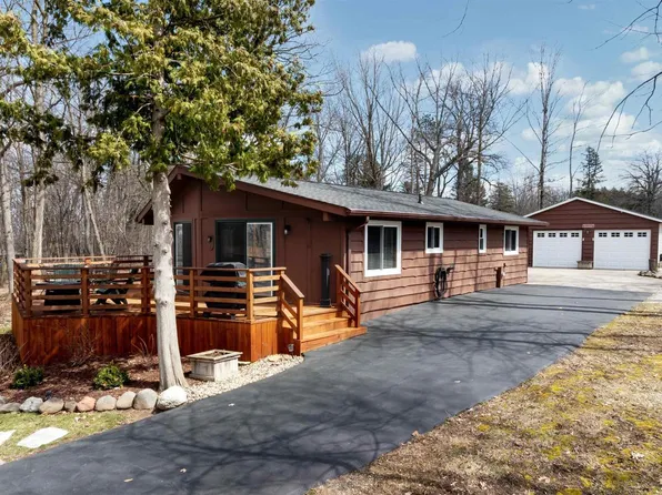 N4424 Arrowhead Court, Markesan, WI 53946