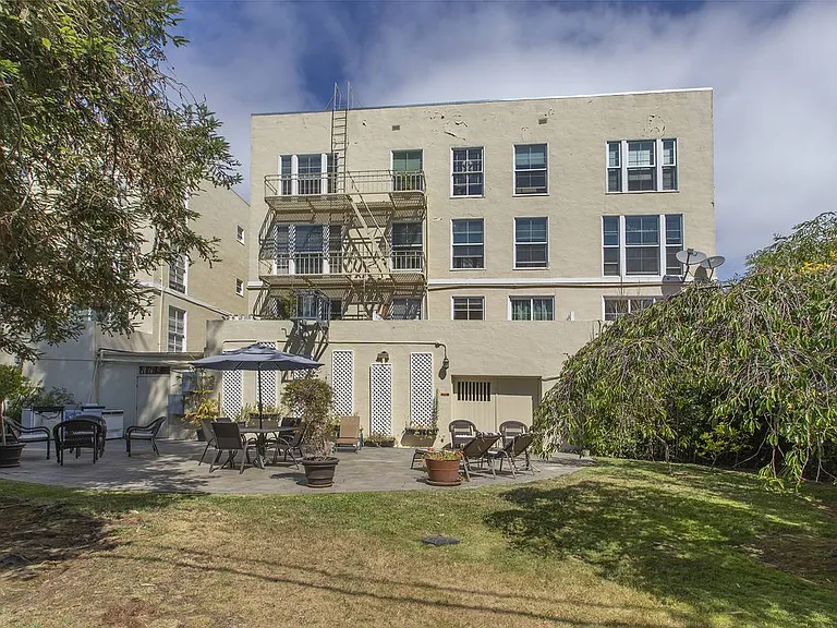 1419-1421 Oak Grove Avenue — Photo 4