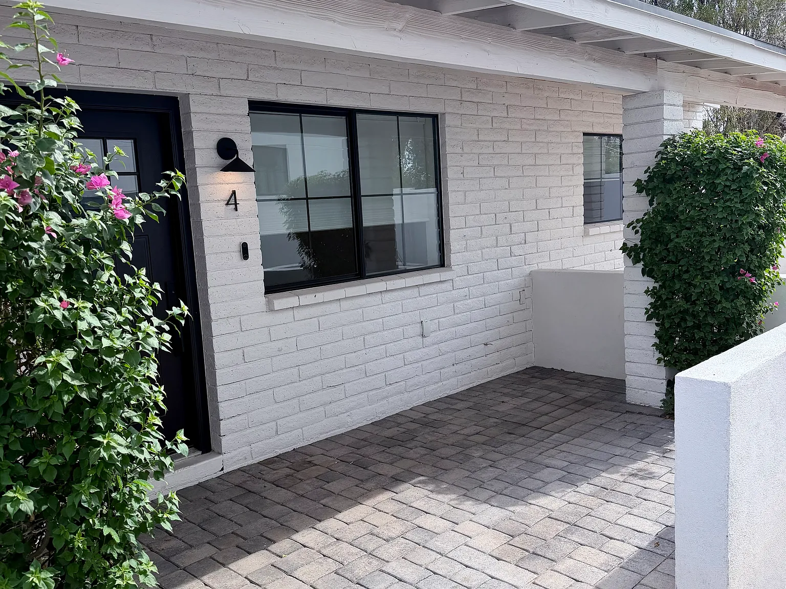 2 bed, 900 sqft, $2,005 — Photo 4