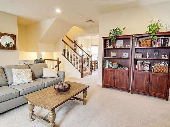 4th image of 506 Broadmore Ln