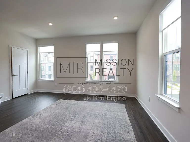 2100 Tobacco Mill St — Photo 13