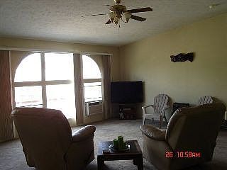 3rd image of 104 Crazy Horse Cir