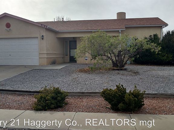 2nd image of 5104 Emerald St