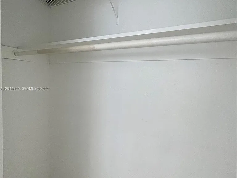 2120 Biarritz Dr #1 — Photo 16