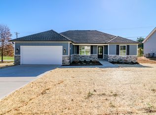 172 Double Tree Ct, Mount Sterling, KY 40353