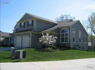 5185 Sandalwood Cir, Grand Blanc, MI 48439