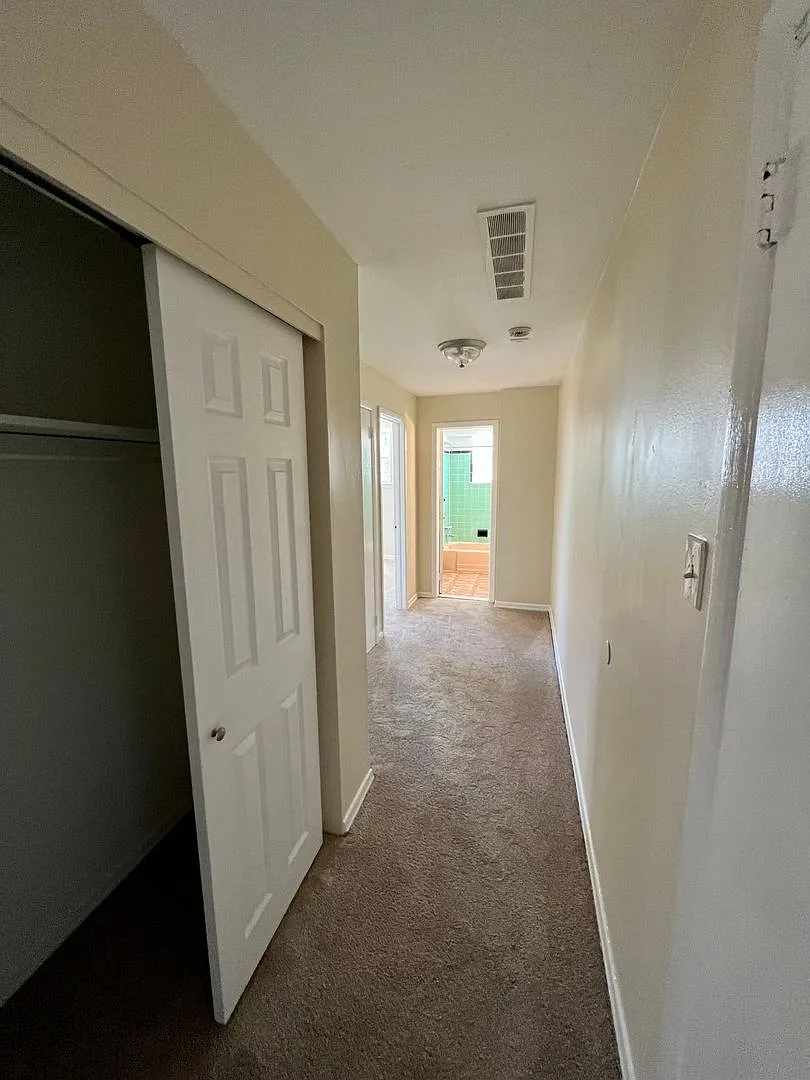 Wallingford View Apartments — Photo 4