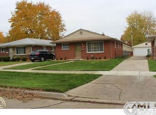 18670 Milburn St, Livonia, MI 48152