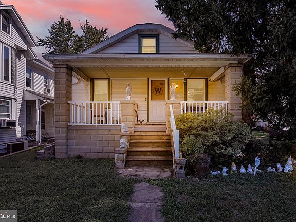 2nd image of 119 Pennwyn Pl