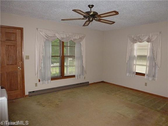 3rd image of 201 Norman Dr