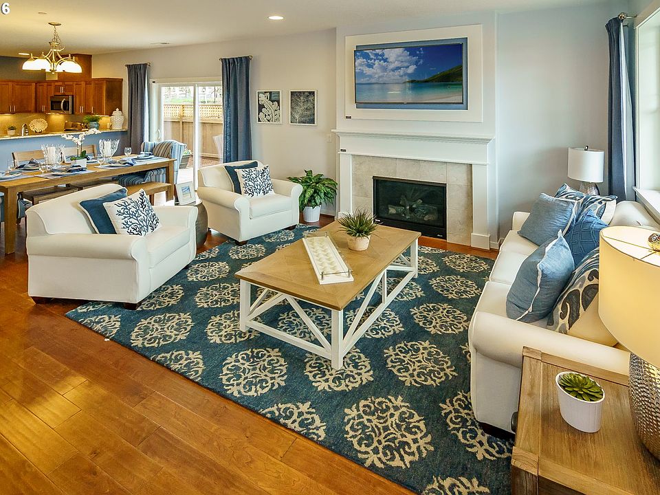 2nd image of 28469 SW Coffee Lake Dr #210