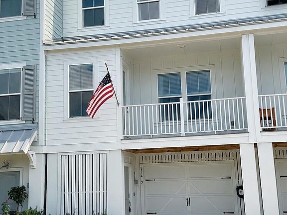 2nd image of 814 Kings Oak Ct Unit 2