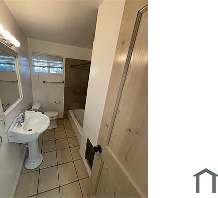 3061 S Robertson Blvd — Photo 4