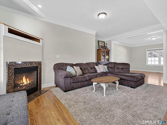 4th image of 6 Constance Street