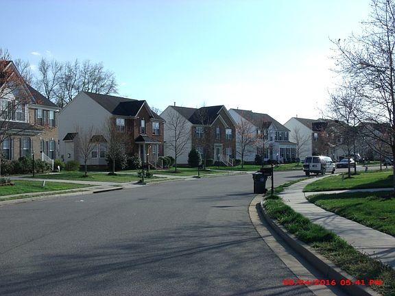 5th image of 1571 Village Field Dr