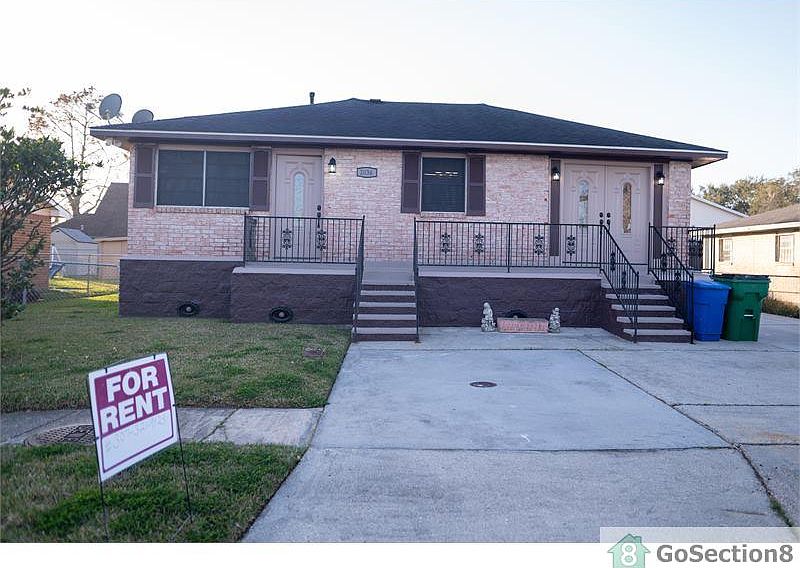 1st image of 2036 Armstrong Dr