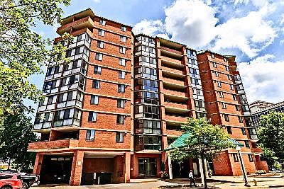 1st image of 1001 N Randolph St APT 505