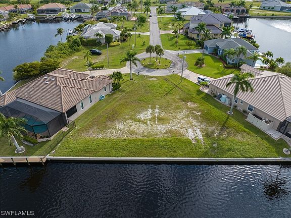 3rd image of 4115 NW 11th St