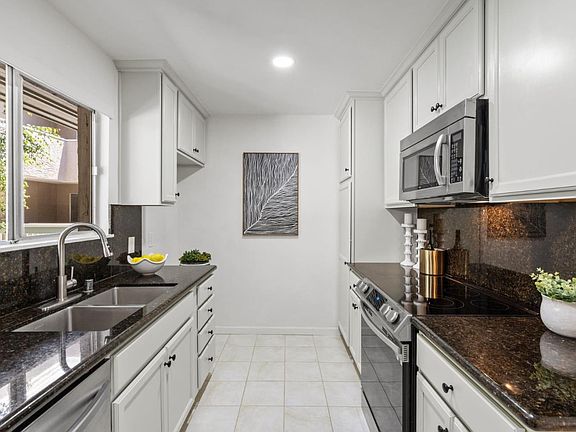 4th image of 675 Sharon Park Dr APT 209